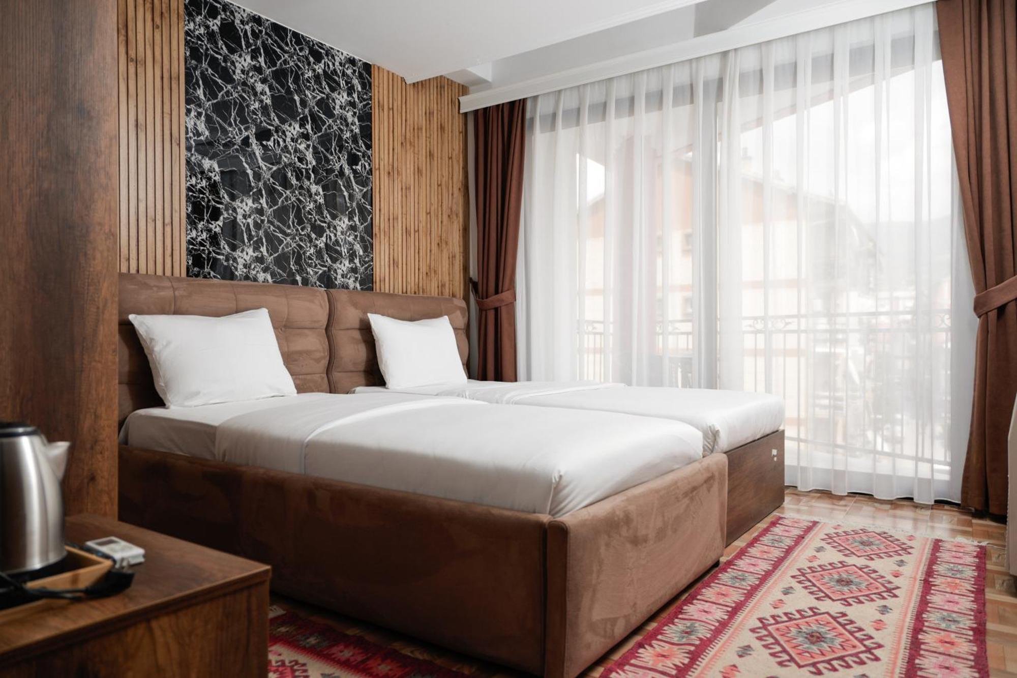 Hotel Denis 프리즈렌 외부 사진