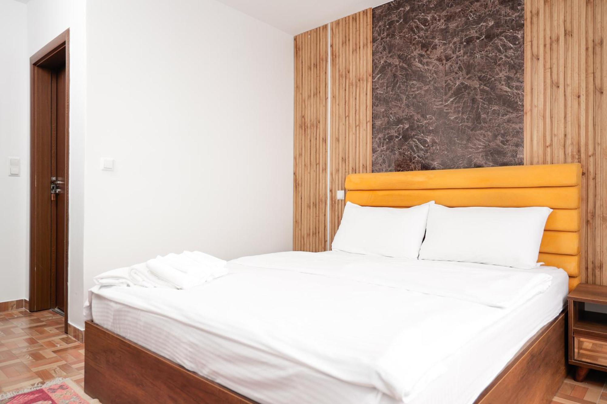 Hotel Denis 프리즈렌 외부 사진