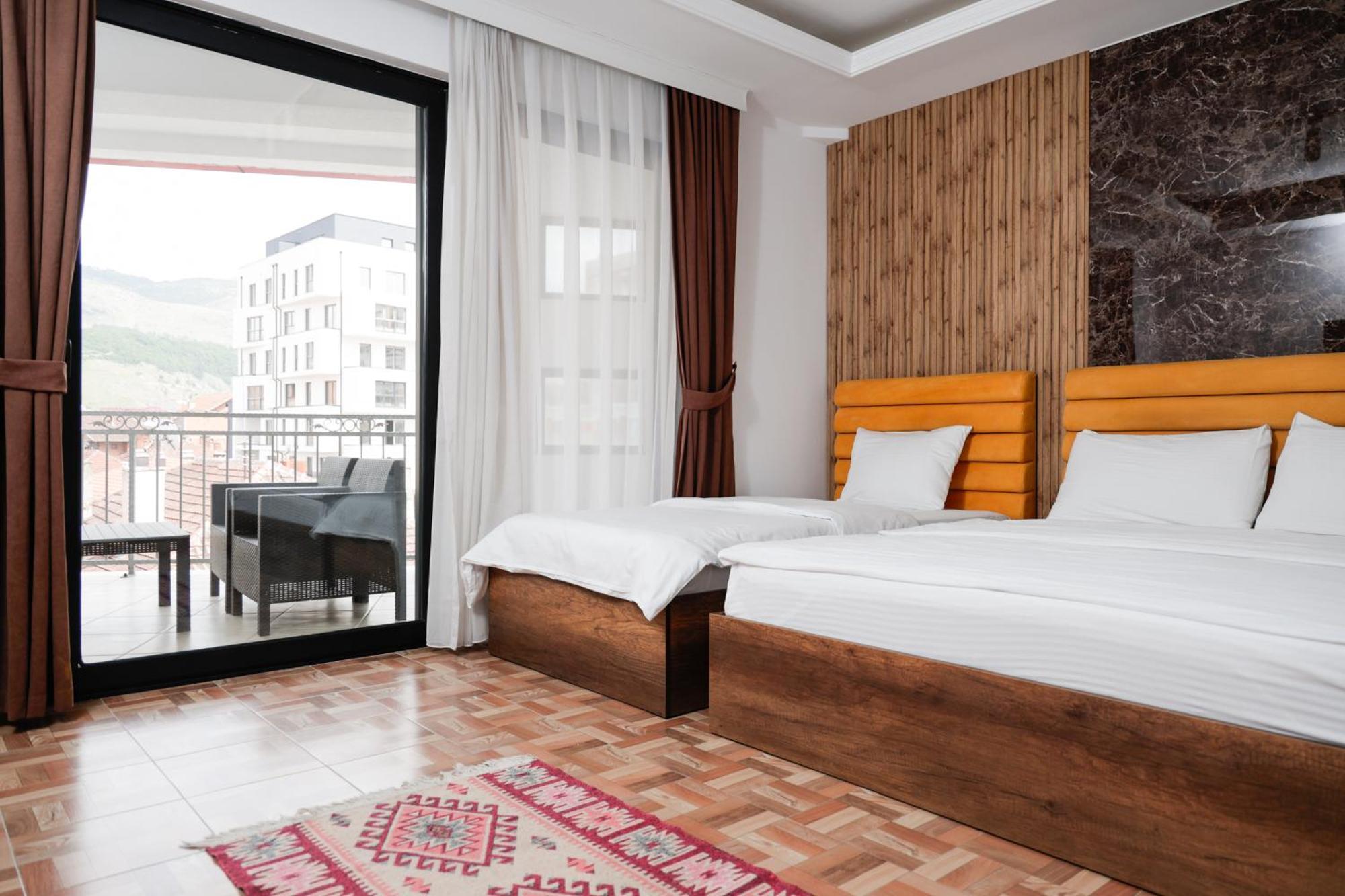 Hotel Denis 프리즈렌 외부 사진